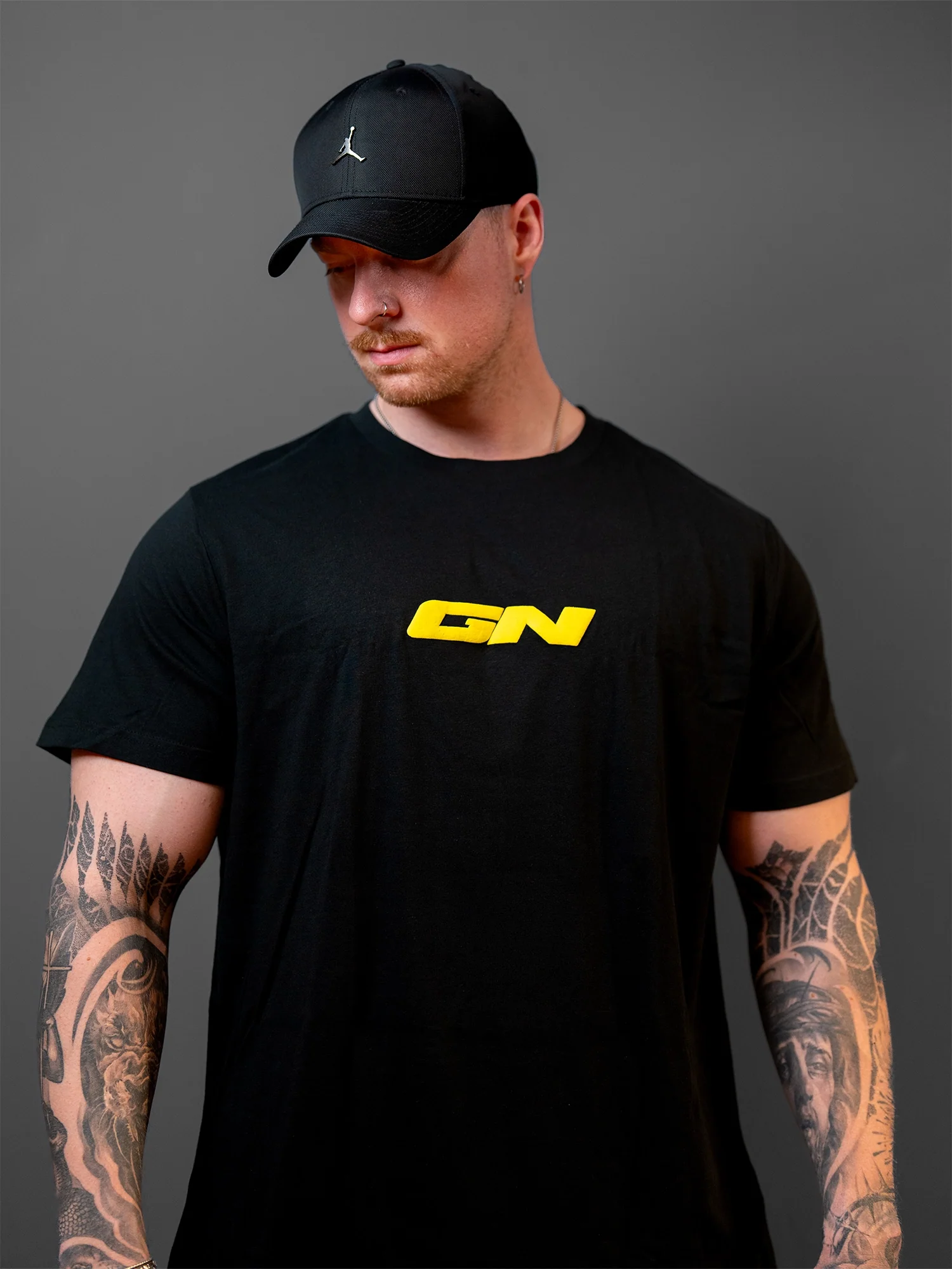 Basic Round Neck Shirt Black - GN - Image 3